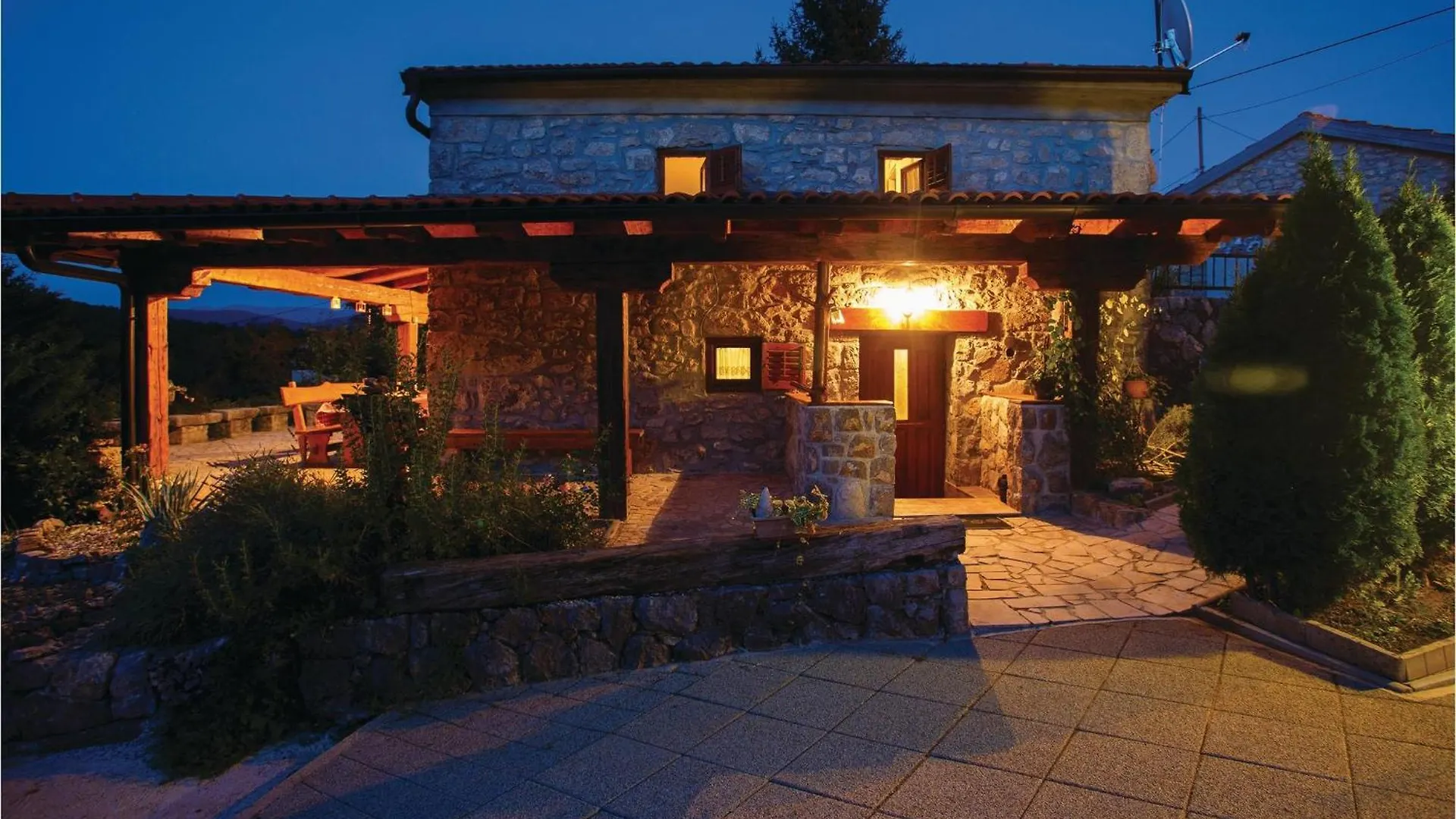 Lovely Home In Jurdani With Outdoor Swimming Pool Holiday home